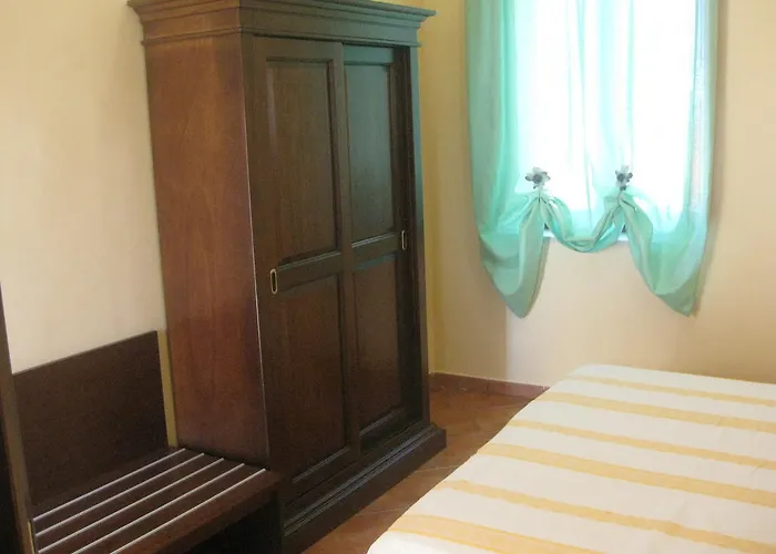 Alloggio per agriturismo Agritursmo Montesalerno *