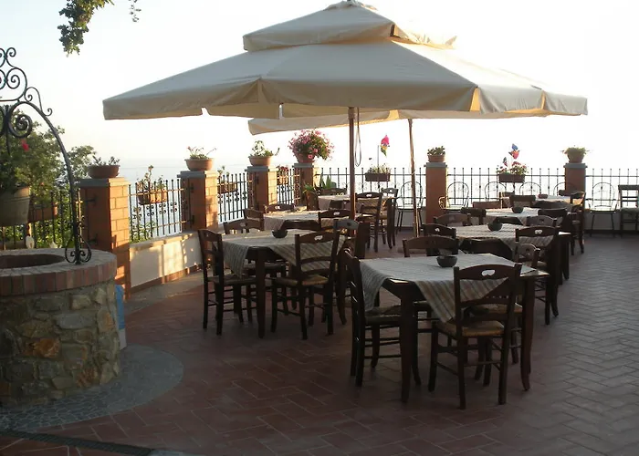 Alloggio per agriturismo Agritursmo Montesalerno *